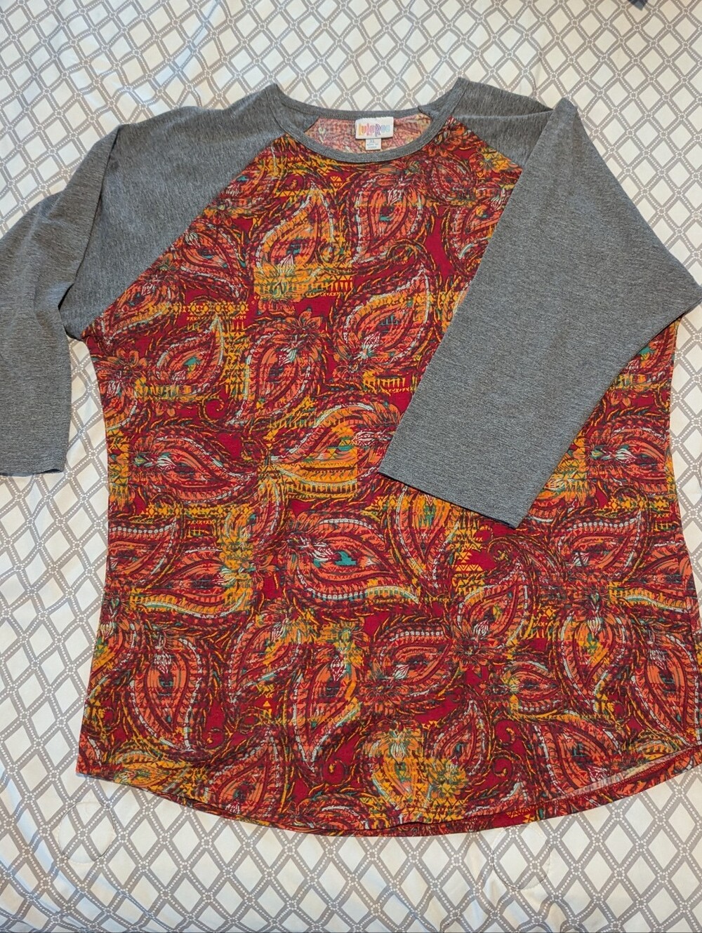 LulaRoe Randy Red Paisley Raglan Top